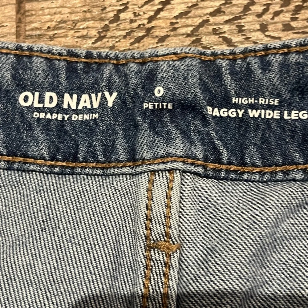 Old Navy High-Rise baggy wide leg jean - Picture 3 of 6